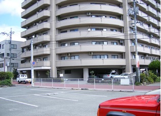 �}���V����