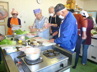 肉の調理中